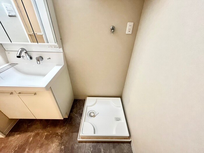 KRM　RESIDENCE　TSUKAGUCHIの物件内観写真