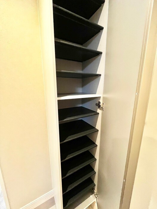 KRM　RESIDENCE　TSUKAGUCHIの物件内観写真