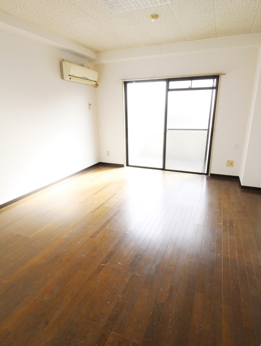 ベルシェ西ノ内の物件内観写真