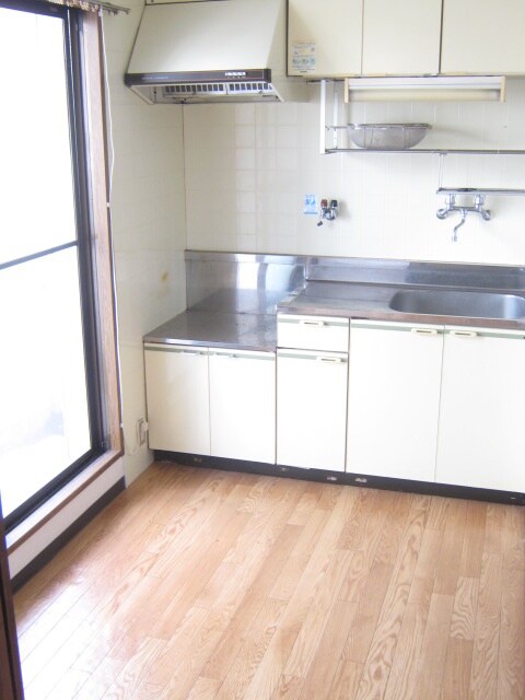 ヴィクトリアコート伊丹の物件内観写真