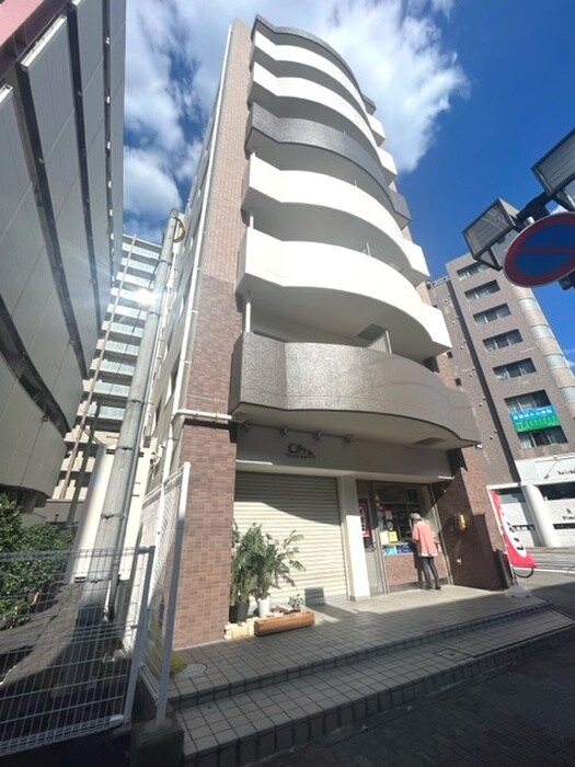 カ－サアセボの物件外観写真