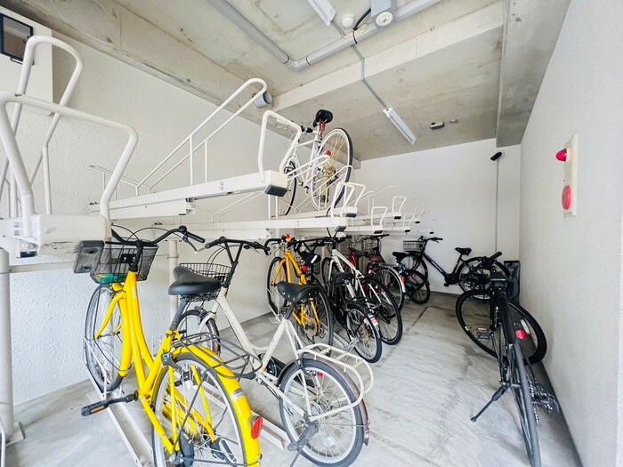 サンロイヤル五条の物件外観写真