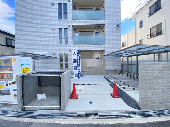 RIKO塚口の物件外観写真