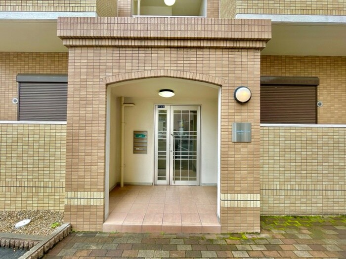 コモドカ－サの物件外観写真