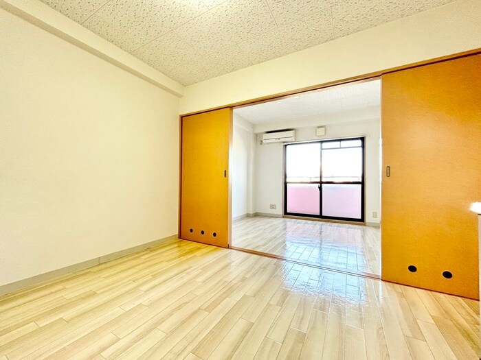 ｴｽﾍﾟﾗｰﾙ・ﾐﾔの物件内観写真