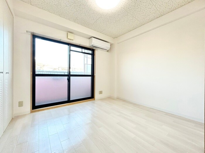 ｴｽﾍﾟﾗｰﾙ・ﾐﾔの物件内観写真