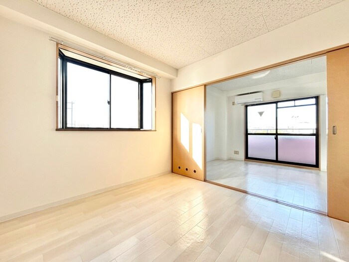 ｴｽﾍﾟﾗｰﾙ・ﾐﾔの物件内観写真