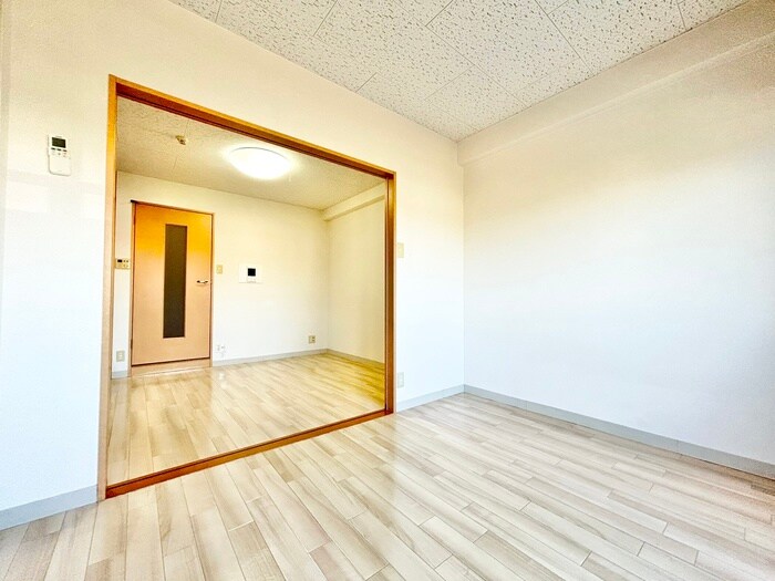 ｴｽﾍﾟﾗｰﾙ・ﾐﾔの物件内観写真