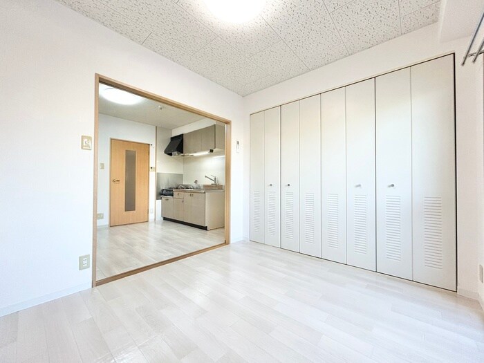 ｴｽﾍﾟﾗｰﾙ・ﾐﾔの物件内観写真