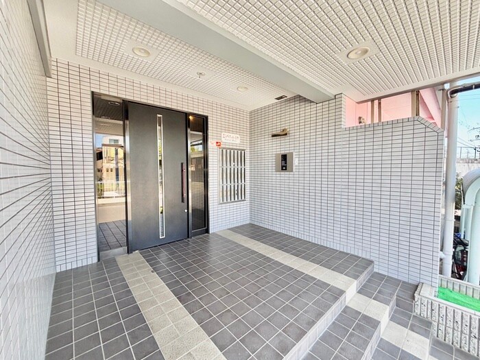 ｴｽﾍﾟﾗｰﾙ・ﾐﾔの物件外観写真