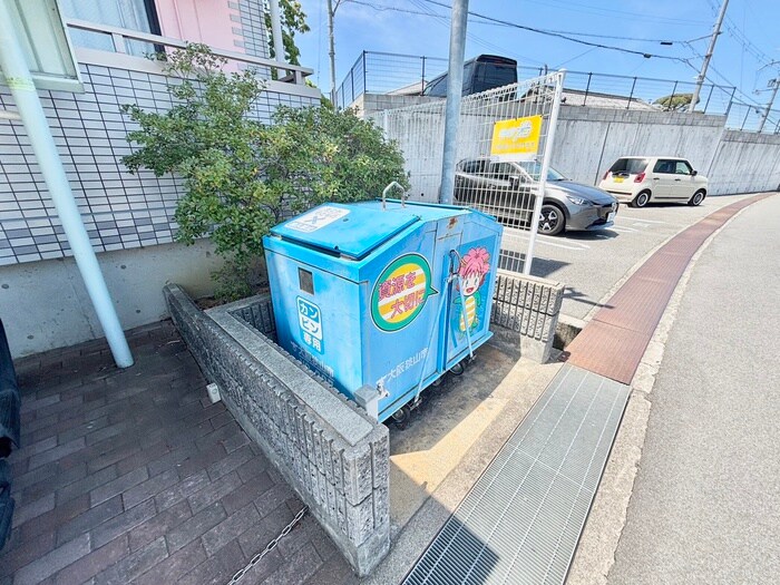 ｴｽﾍﾟﾗｰﾙ・ﾐﾔの物件外観写真