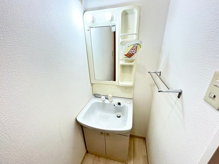 ｴｽﾍﾟﾗｰﾙ・ﾐﾔの物件内観写真