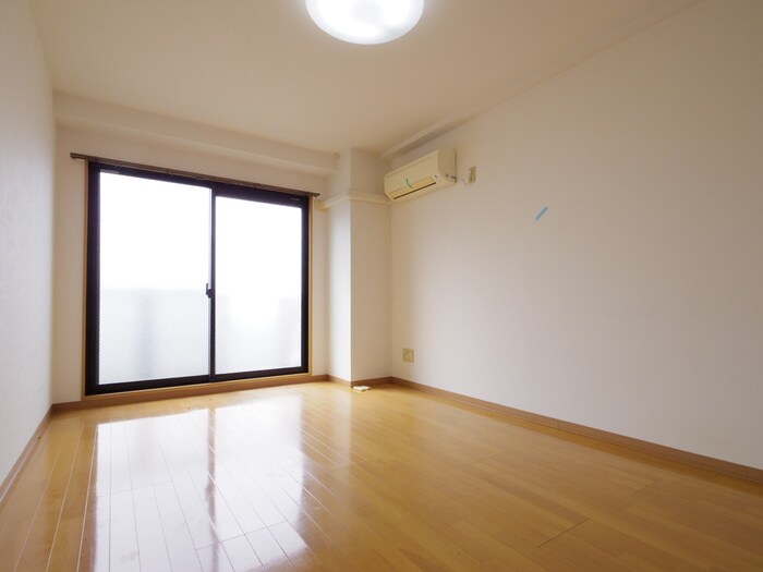 ドムスタレイアの物件内観写真