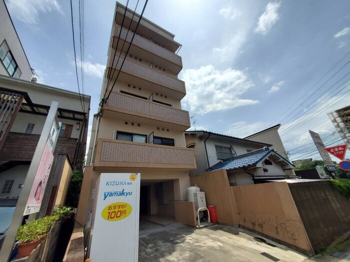 ドムスタレイアの物件外観写真