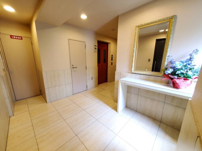 ドムスタレイアの物件外観写真