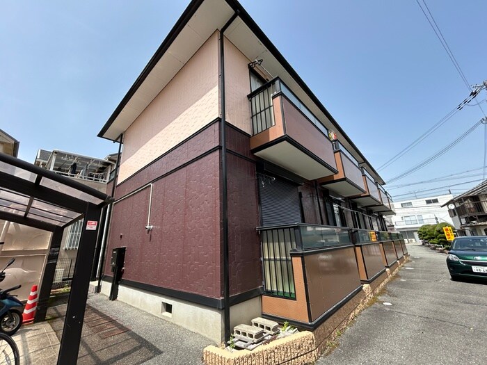 オリーブハウスの物件外観写真