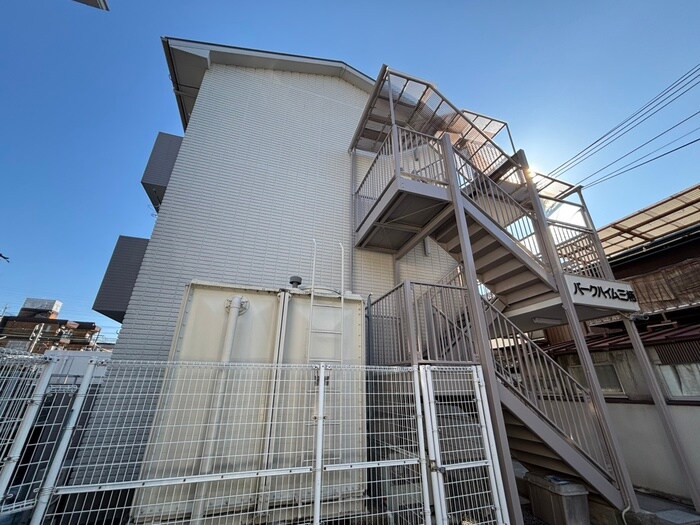 パークハイム三栖の物件外観写真