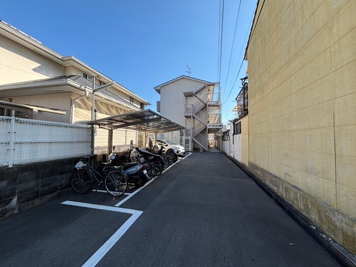 パークハイム三栖の物件外観写真