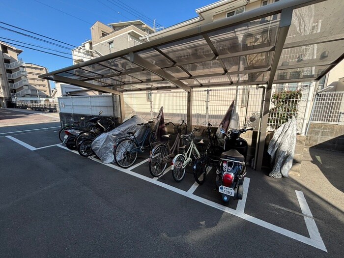 パークハイム三栖の物件外観写真