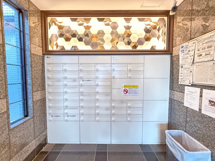 メゾンリリアール弍番館の物件外観写真