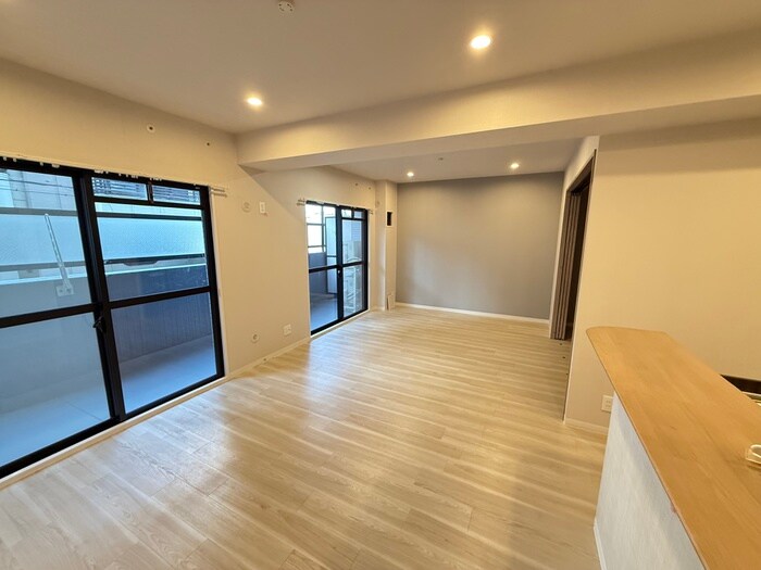 メゾンリリアール弍番館の物件内観写真