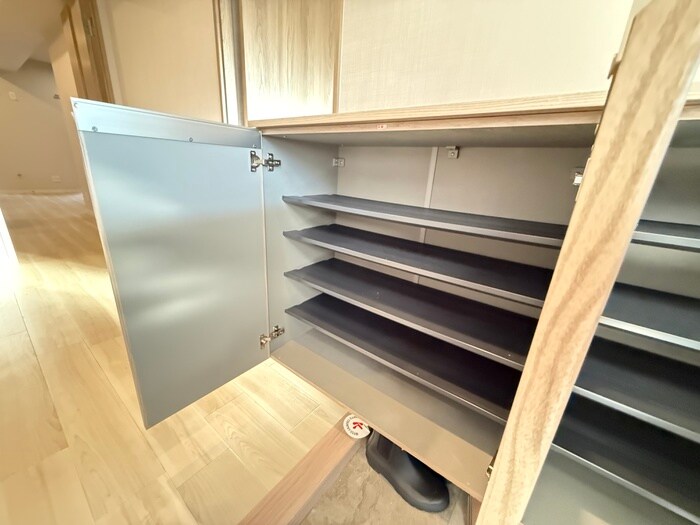 メゾンリリアール弍番館の物件内観写真