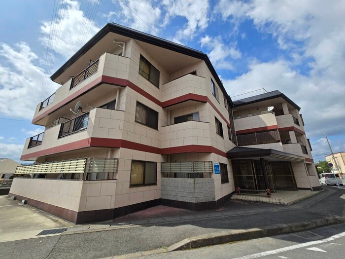 ハイツリーフラットの物件外観写真