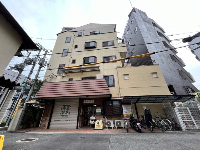 ロ－ゼンハイムセブンの物件外観写真