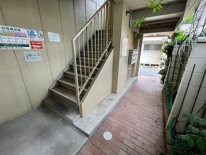 ロ－ゼンハイムセブンの物件外観写真