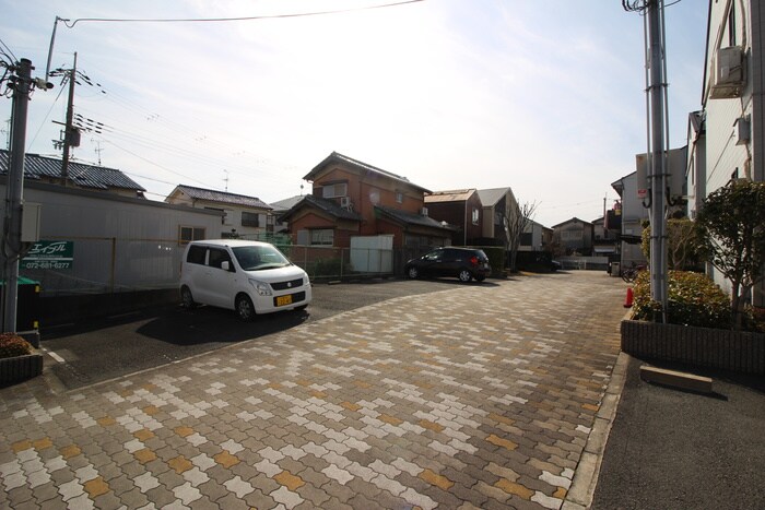 ファ－ストクライム２号棟の物件外観写真