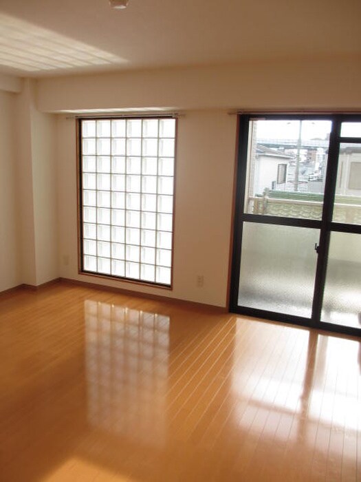 Ｋ・ｆｏｕｒ－ｓｅａｓｏｎｓの物件内観写真