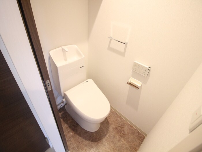 F asecia stibの物件内観写真