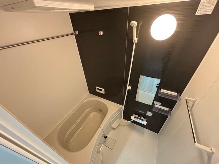 エテルナコート総持寺の物件内観写真