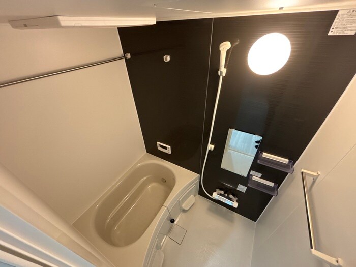 エテルナコート総持寺の物件内観写真