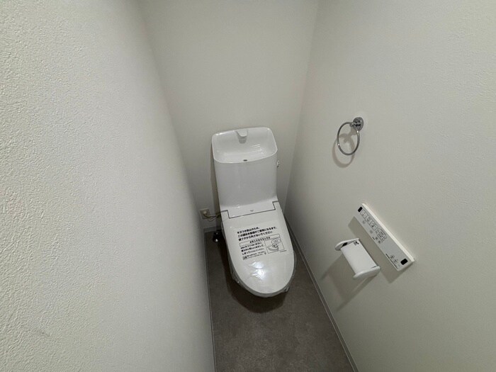 エテルナコート総持寺の物件内観写真