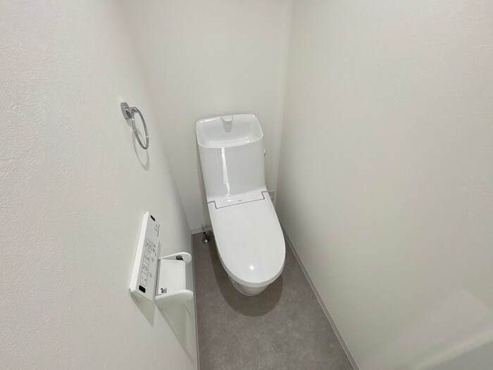 エテルナコート総持寺の物件内観写真