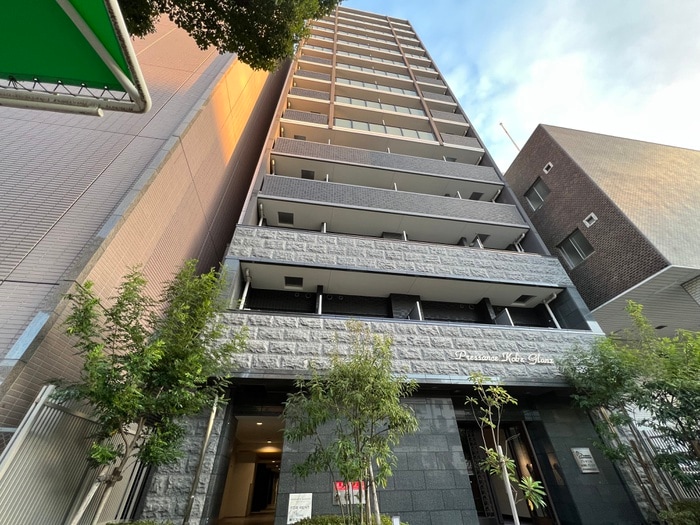 プレサンスKOBEグレンツ（1004）の物件外観写真