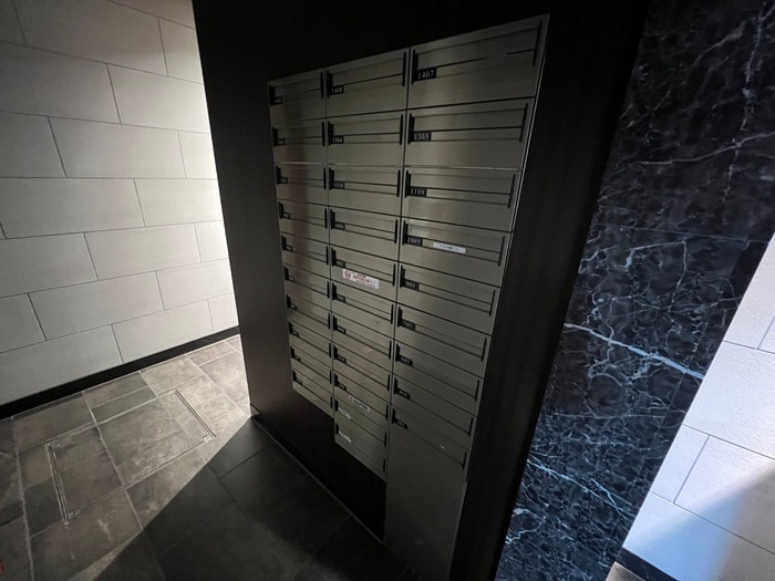 プレサンスKOBEグレンツ（1004）の物件外観写真