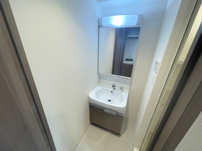 プレサンスKOBEグレンツ（1004）の物件内観写真