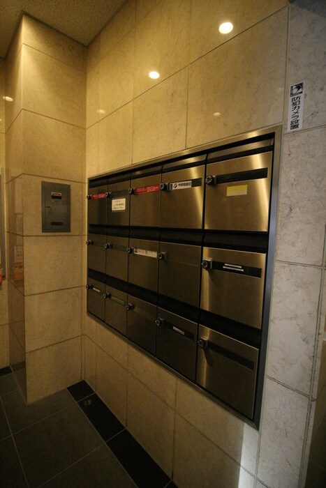 メディナ烏丸御池の物件外観写真