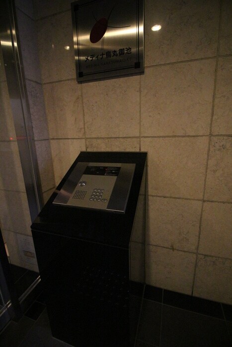 メディナ烏丸御池の物件外観写真