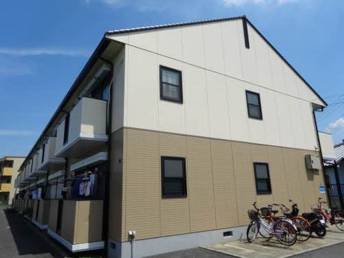 パストラルカーサの物件外観写真