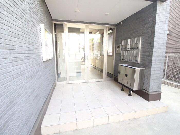 グランアルカンシェルの物件外観写真