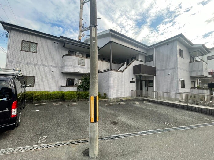 メゾン・クレールの物件外観写真