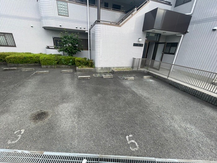 メゾン・クレールの物件外観写真