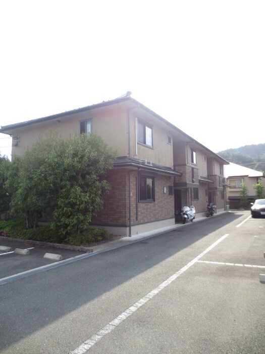 シャルマンの物件外観写真