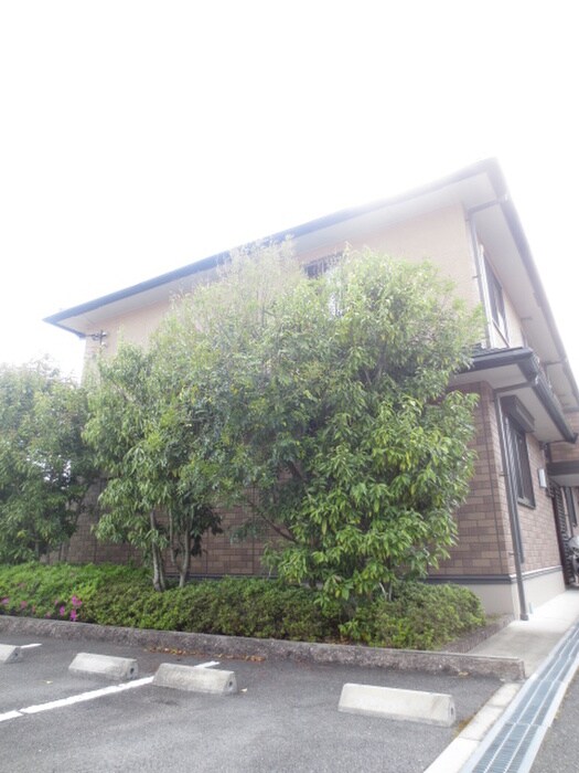 シャルマンの物件外観写真