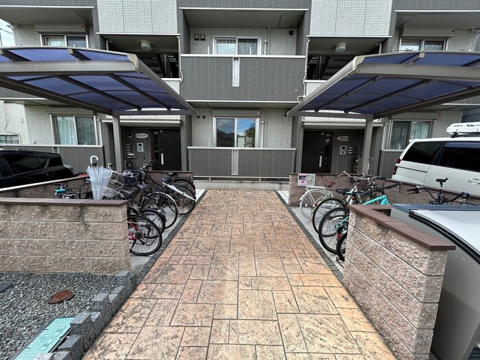 アゴーラ針中野の物件外観写真