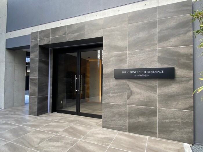 THEGARNETSUITERESIDENCE西七条の物件外観写真