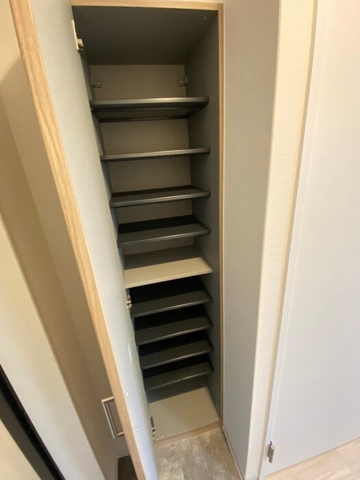 THEGARNETSUITERESIDENCE西七条の物件内観写真